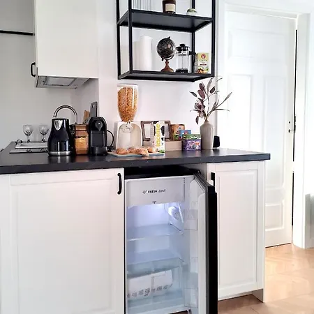 Sunny & Modern 2 Beds Spacious Air-Conditioned Warschau Exterior foto